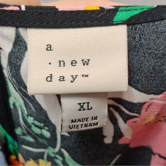 A New Day Short Sleeve Ruched Floral Print Maxi Dress Sz XL Black Multicolor - Picture 6 of 10